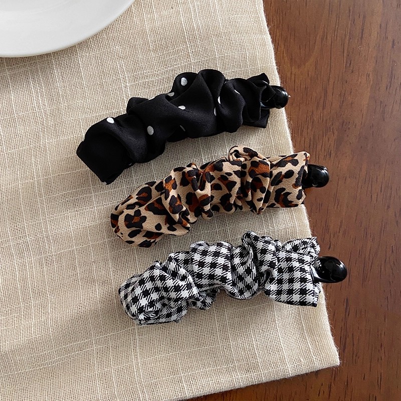 Vintage Leopard Print Dot Plai - огляд і ціна Vintage Fashion Ornaments