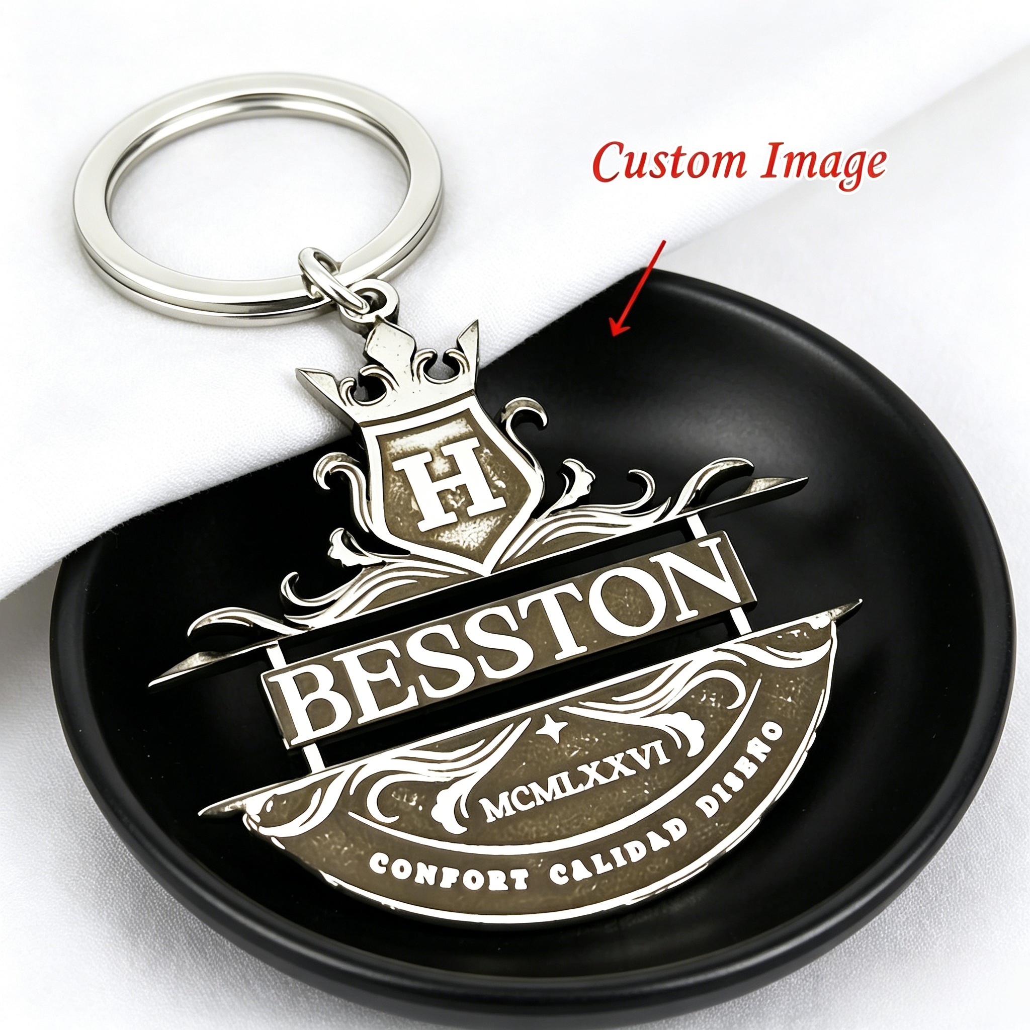 Custom Logo Keychain Vintage P - огляд і ціна Vintage Fashion Club Photos
