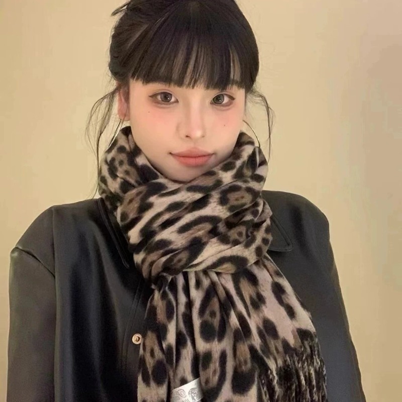 2025 New Retro Silk Leopard Pa - огляд і ціна Vintage Fashion In 2025