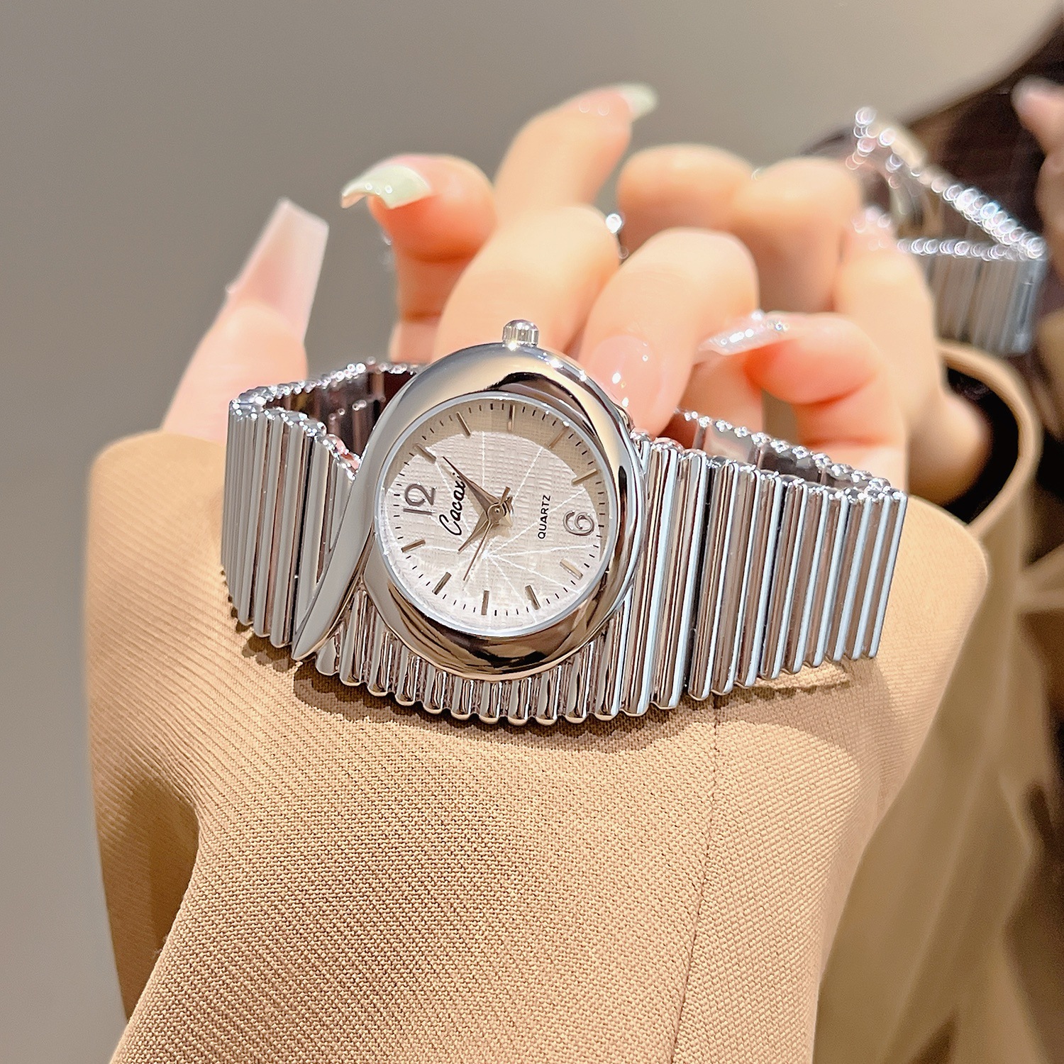 CQ527 Vintage Shaped Quartz Wa - огляд і ціна Vintage Fashion Watches