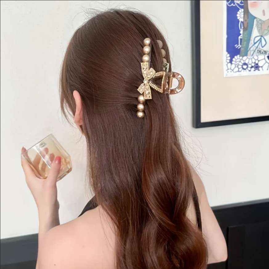 Vintage Pearl Black Hair Claws - огляд і ціна Vintage Fashion Ornaments