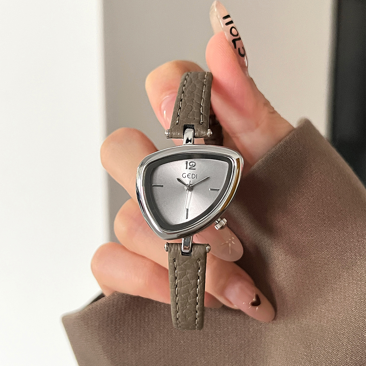 GEDI Vintage Watch Leather Lig - огляд і ціна Vintage Fashion Watches