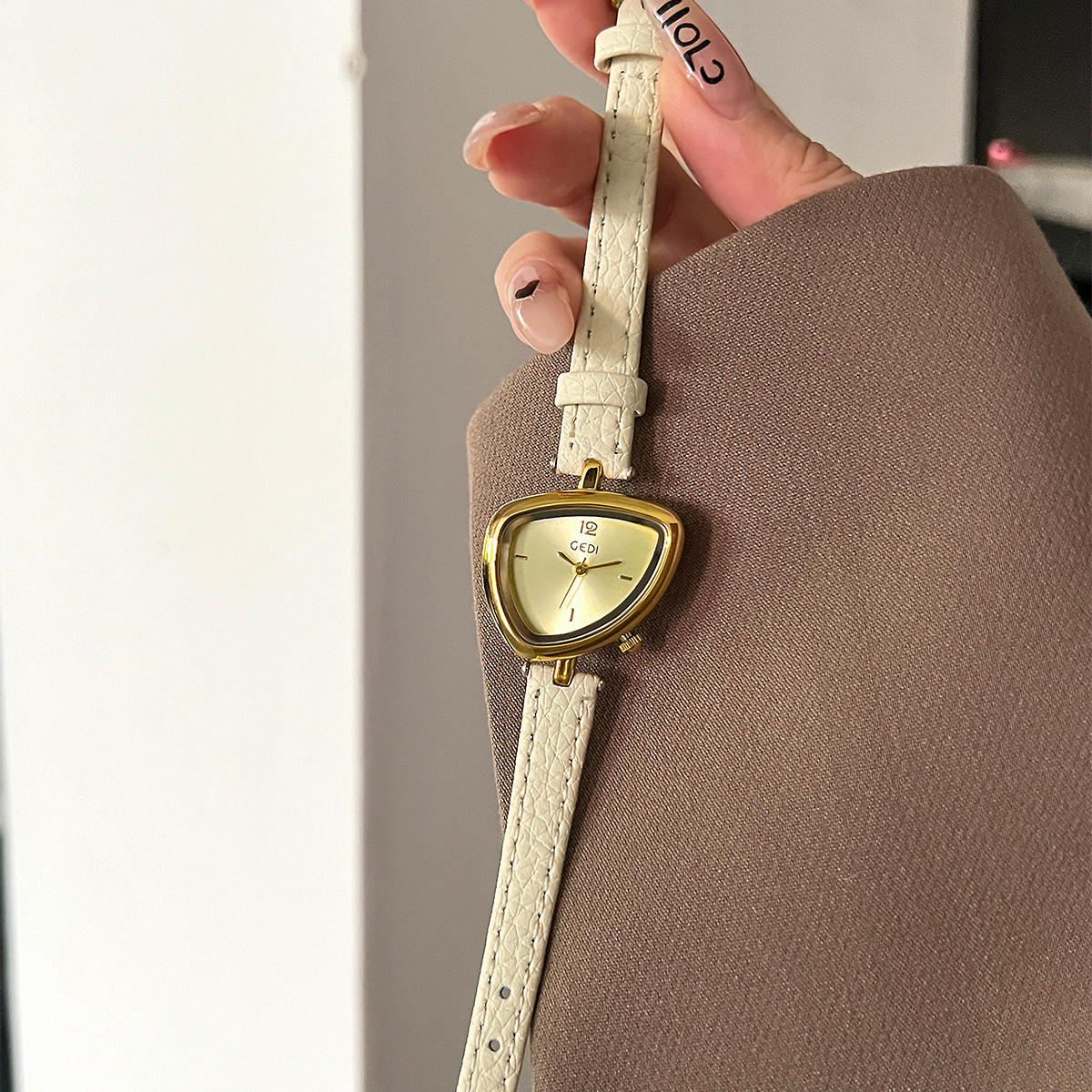 GEDI Vintage Watch Leather Lig - огляд і ціна Vintage Fashion Watches